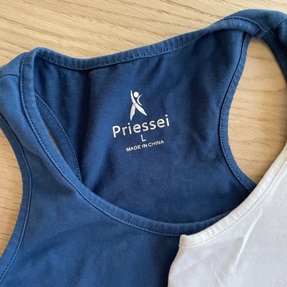 4 Racerback Cropped Athletic Tanks Bundle - Picture 4 of 10